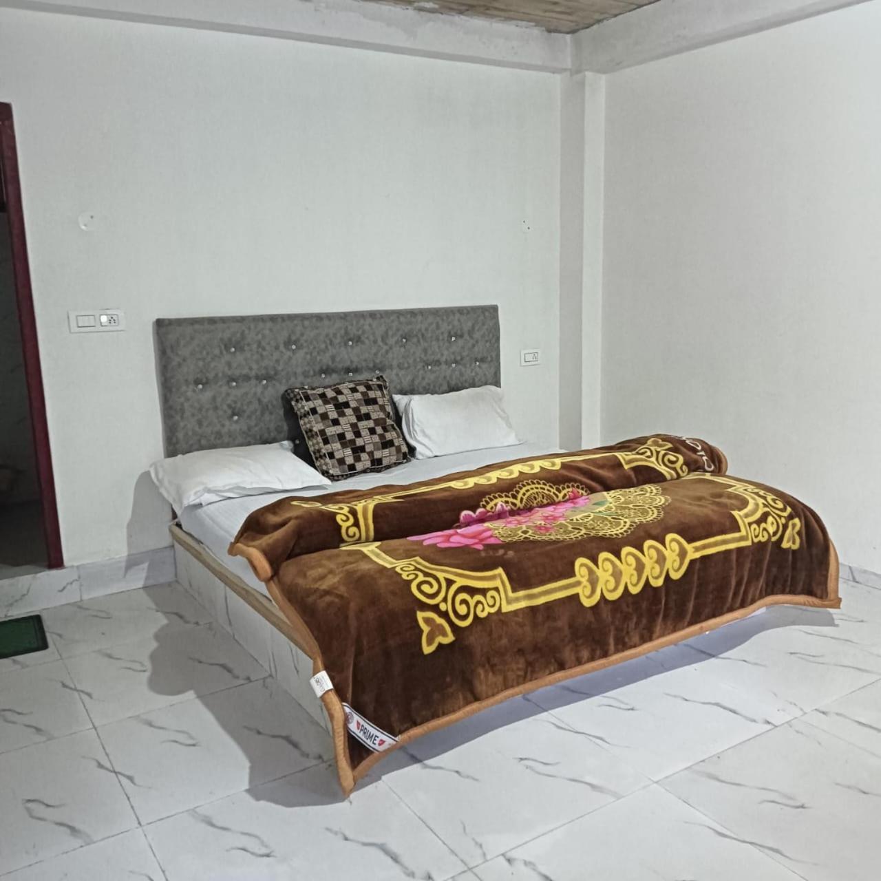 Aditya Guest House Tosh Dış mekan fotoğraf